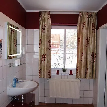 Apartment Deluxe Der Alten Apotheke Prerow
